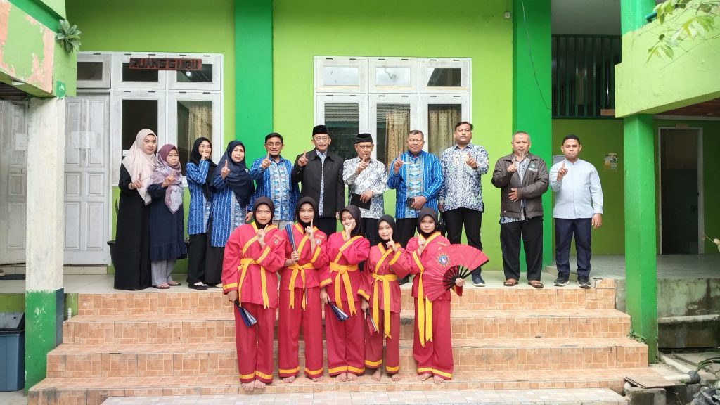 SMP Muhammadiyah 1 Modern Boarding School Kedatangan Tamu Spesial